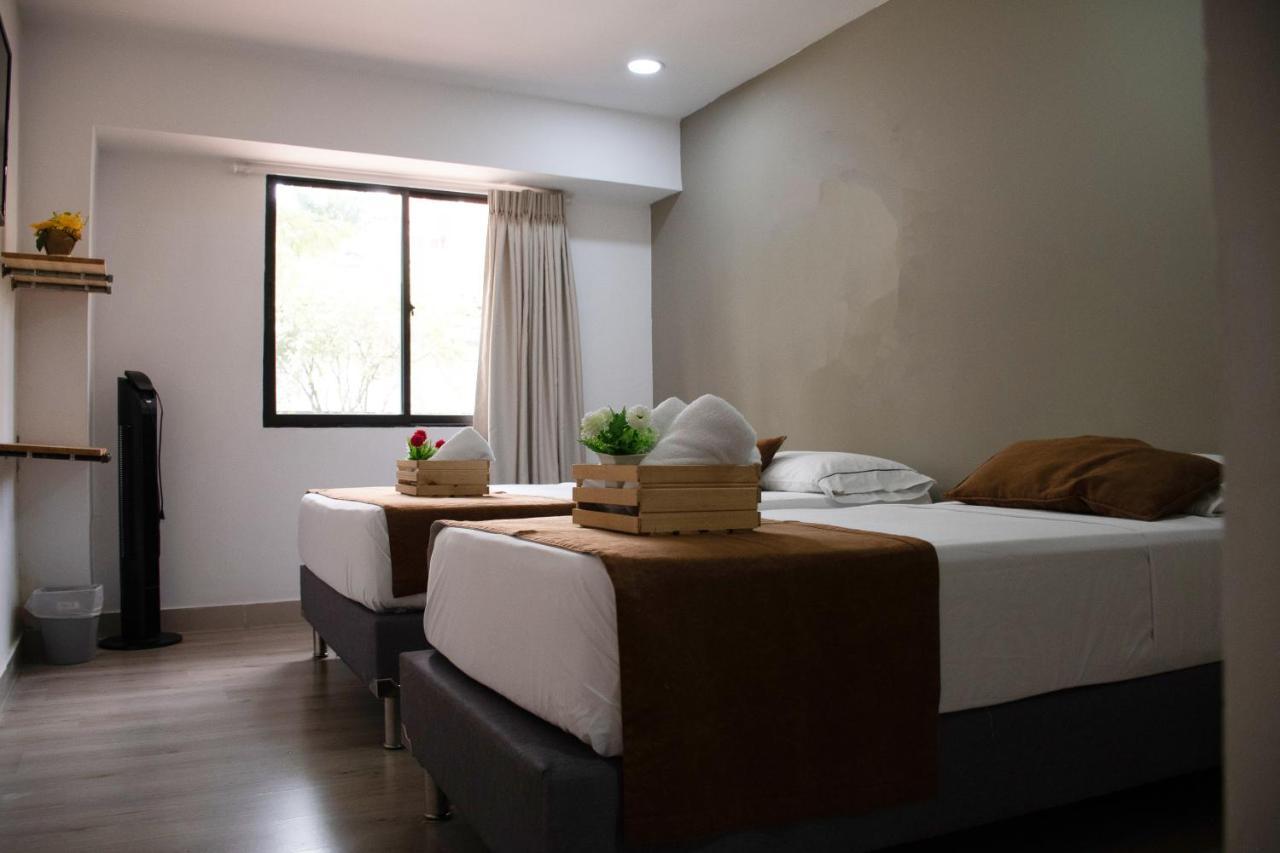 מדיין Hotel Boutique Plaza מראה חיצוני תמונה